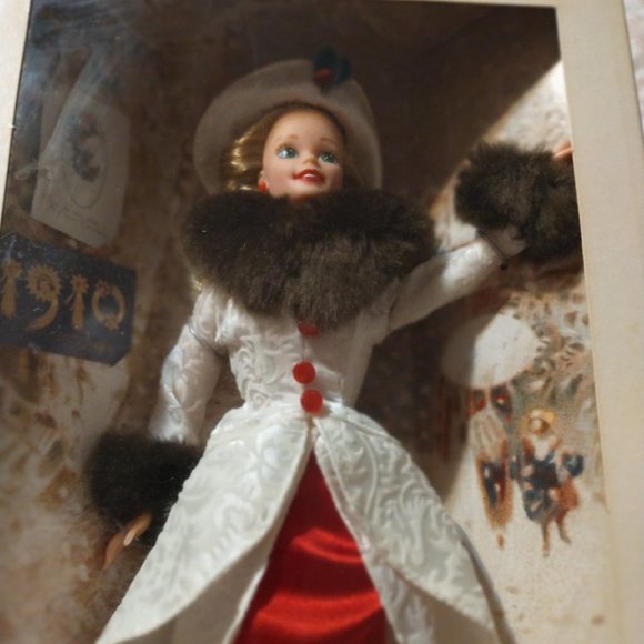 Special Edition Holiday Memories Barbie Doll 1995 - Picture 3 of 11